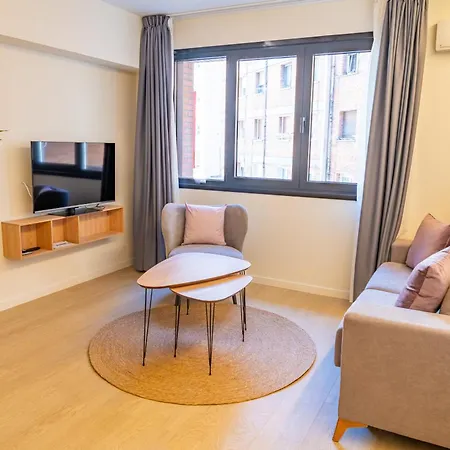 Centro Manuel Pedregal Apartment *