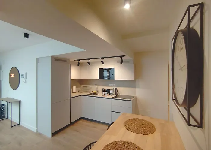 Centro Pedregal * Oviedo