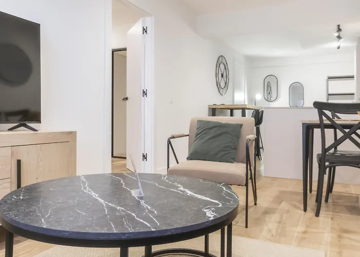 Centro Pedregal * Oviedo